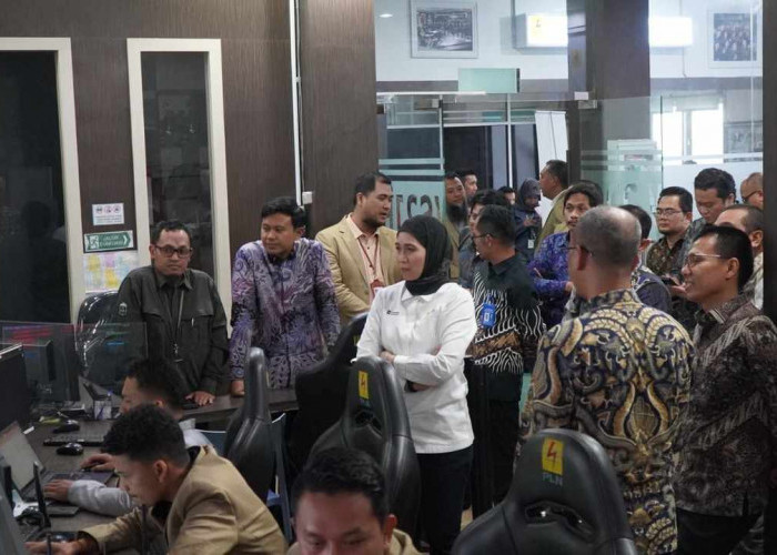Kunjungan Direksi PLN Pusat Pastikan Kesiagaan Kelistrikan UP2D S2JB Menyambut Idul Fitri 1447 H