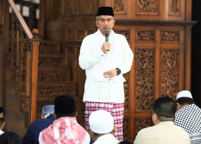 Rektor UNSRI Sampaikan Pesan Kebersamaan dan Syukur pada Salat Idulfitri 1447 Hijriah di Kampus Indralaya