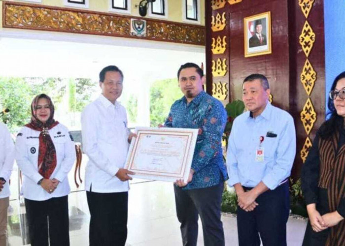 Edison Ingatkan Perusahaan Penuhi Kewajiban Retribusi TKA