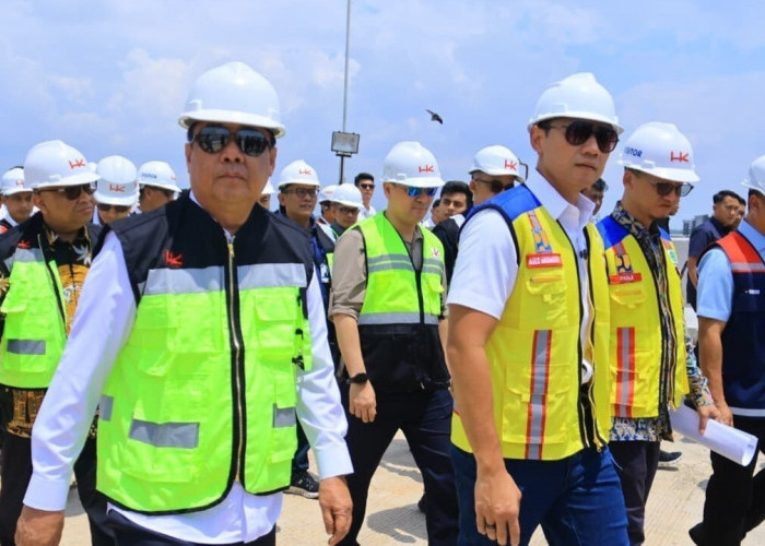 Wagub Cik Ujang Dampingi Menko AHY Tinjau Jembatan Tol Musi V, Ditargetkan Fungsional Sebelum Lebaran