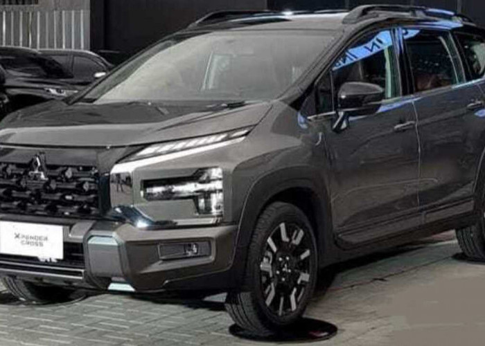 Xpander 2025 Resmi Rilis Perbedaan Xpander dan Xpander Cross Terbaru.