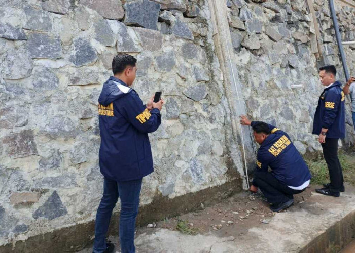 Polres OKU Timur Turunkan Tim Tipikor Investigasi Dugaan Pembangunan Talud Tak Sesuai RAB  ‎