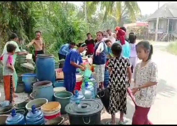 Desa Mayapati Kesulitan Air Bersih, Ini Yang Dilakukan PMI Ogan Ilir