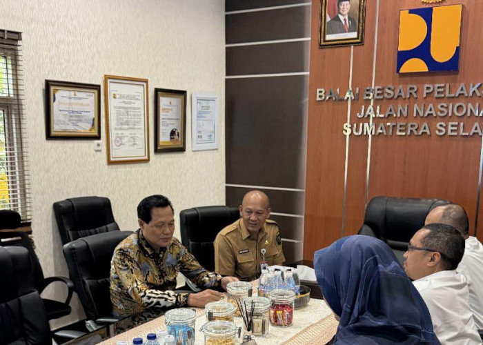 Targetkan Perbaikan Jalan Rampung H-10 Lebaran