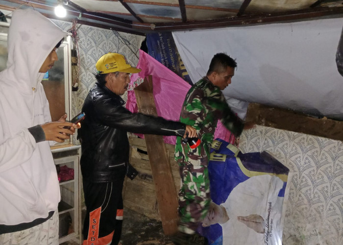 Lima Rumah Warga di OKU Diterjang Longsor