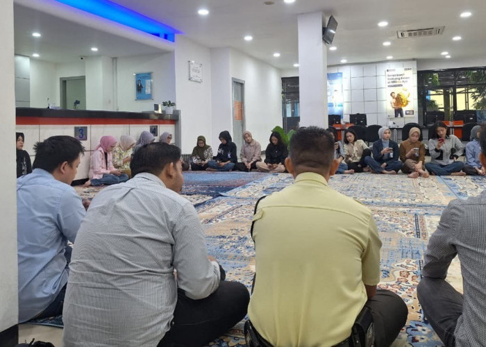 BRI Cabang Prabumulih Rutin Gelar Yasinan Jumat Pagi, Perkuat Nilai Spiritual dan Kebersamaan Karyawan