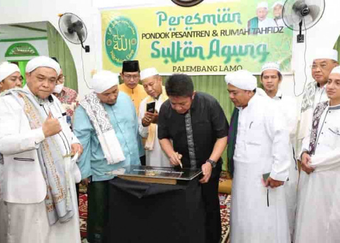 Herman Deru Resmikan Rumah Tahfidz Masjid Sultan Agung Palembang Lamo