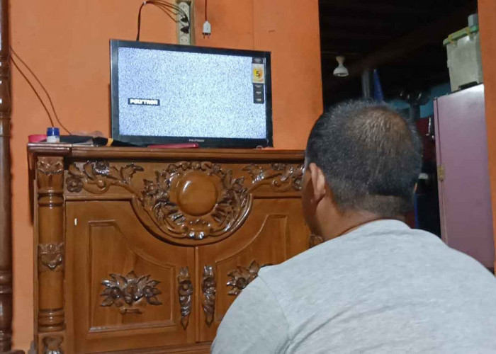 TV Analog Mati, Warga OKI Keluhkan Belum Banyak Punya STB. Tokoh Masyarakat Pedamaran Bilang Begini..