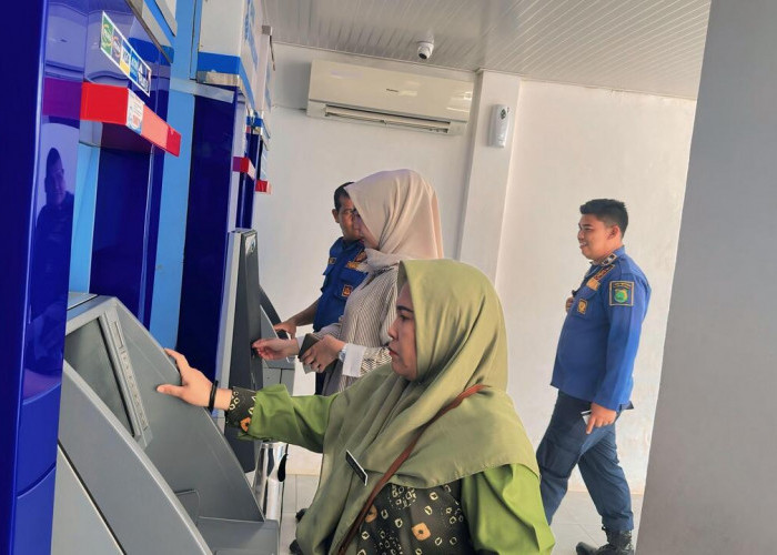 Sumringah ! THR Rp72 Miliar untuk ASN, Sudah Masuk ke Rekening PNS dan PPPK