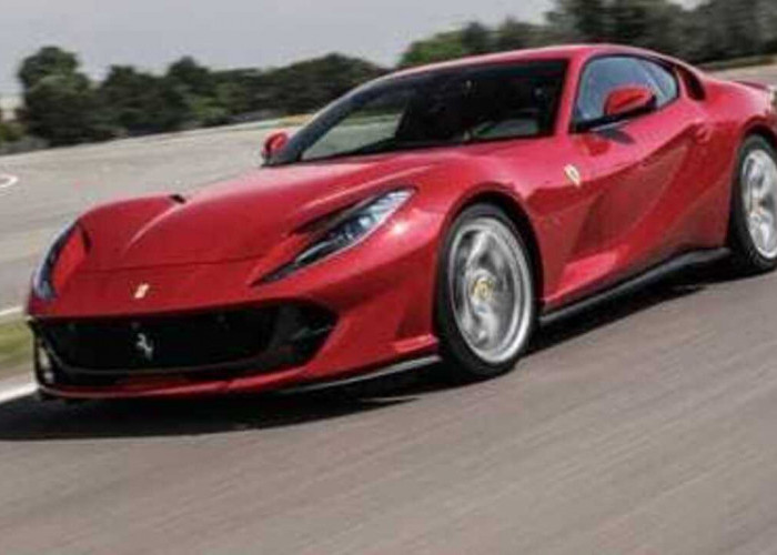 Ganas! Ferrari 812 Superfast Tembus 340 Km/Jam, Ini Rahasia Tenaganya. foto: ferrari