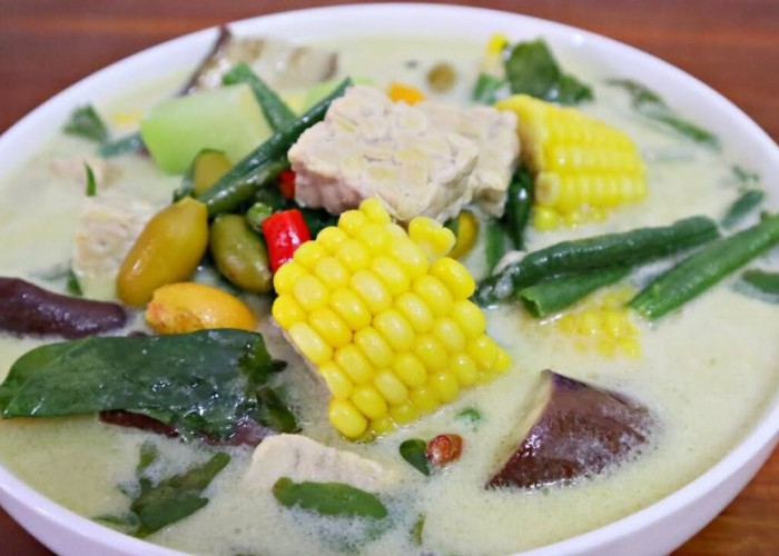 Sayur Lodeh : Warisan Kuliner Nusantara yang Tetap Relevan di Era Modern