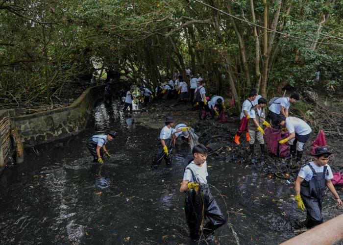 Peringati Hari Sungai Nasional, BRI Jaga Ekosistem Lewat Bersih-Bersih Sungai dan Kesadaran Pengelolaan Sampah