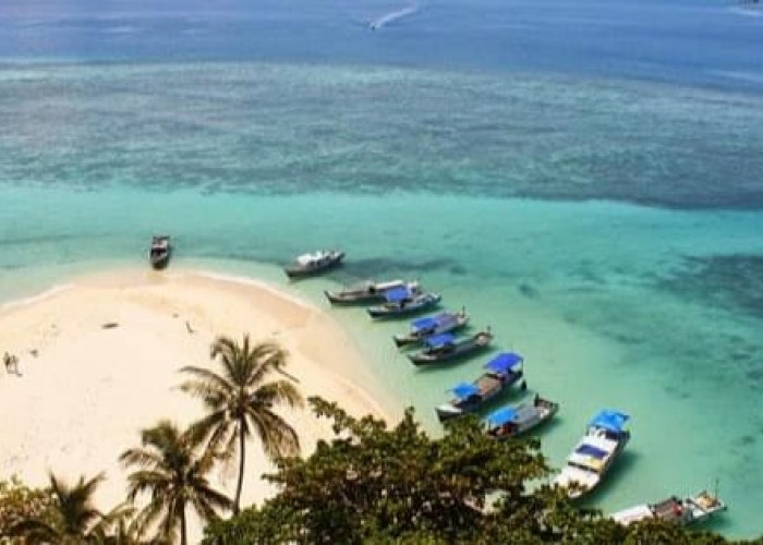 Pelancong Harus Tahu Ini ! Keindahan Pulau Karimata, Bak Kemilau Permata, Sungguh Menakjubkan 