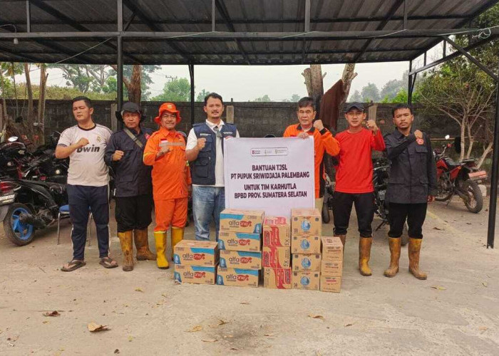 Pusri Turun Langsung Hadapi Karhutla Sumsel, Kirim Dukungan Logistik untuk Tim Pemadam