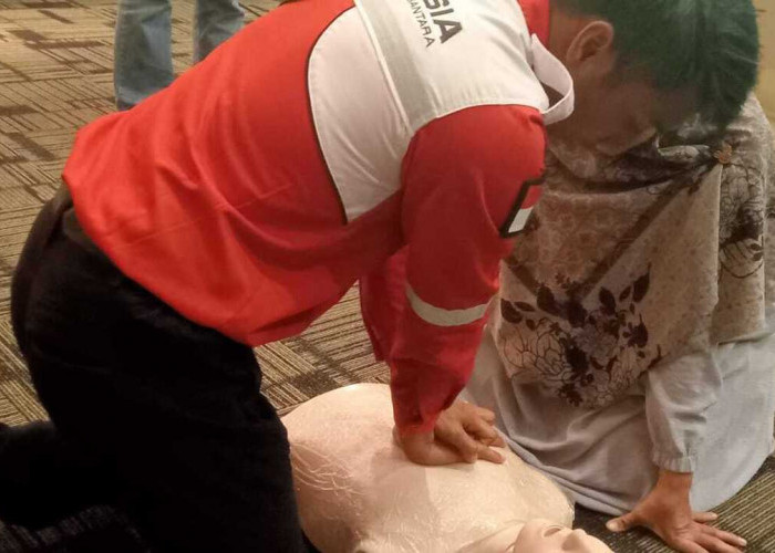 Langkah Pertolongan Pertama Saat Menemukan Korban Kecelakaan Tidak Sadar Diri