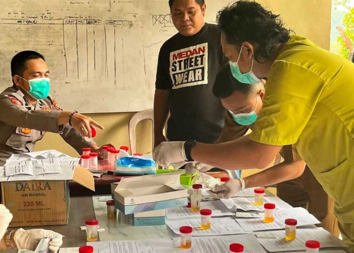 Cegah Narkoba di Internal Polri, 32 Personel Polsek Batanghari Leko Jalani Tes Urine