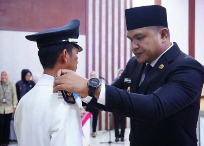Pemkot Prabumulih Rolling 5 Pejabat Eselon II Serta Ratusan Pejabat Struktural dan Fungsional, Ini Pesan H Arl