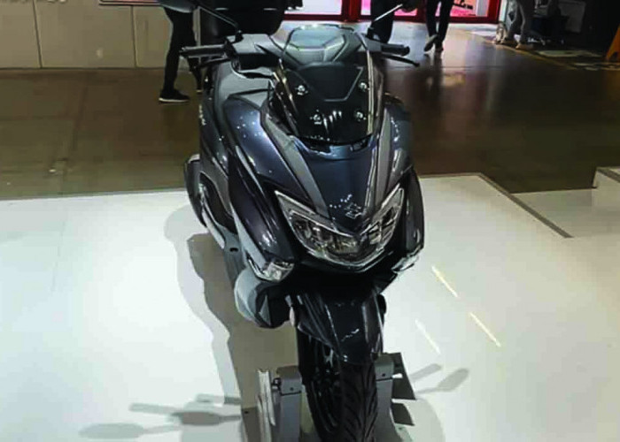 Fitur Canggih Apa Saja yang Bikin Suzuki Burgman 125 Jadi Rival Berat Yamaha Lexi?  