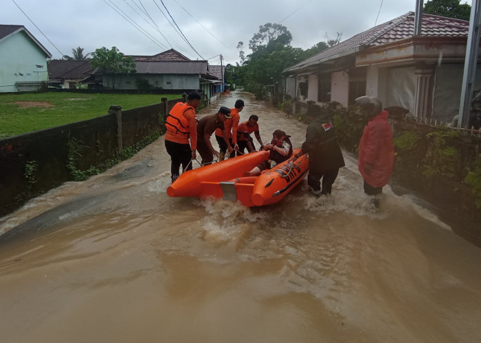 Ratusan Rumah Terendam Banjir, Warga Keluhkan Drainase dan Kolam Retensi