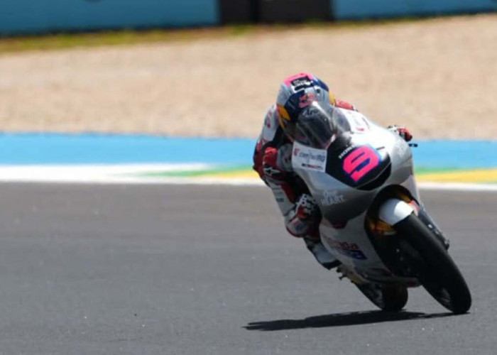Sempat P7 Lalu Jatuh ke P16, Veda Hadapi Q1 Perdana di Moto3 GP Spanyol 2026.