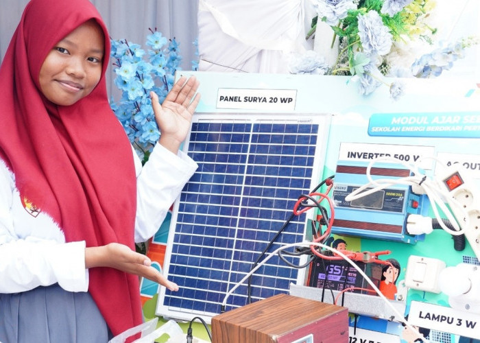 Sekolah Energi Berdikari Bentuk Agen Lingkungan di SMA 14 Palembang