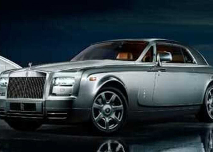 Rolls-Royce Phantom Coupé Aviator Edition 2013: Perpaduan Kemewahan, Sejarah, dan Performa Luar Biasa. 