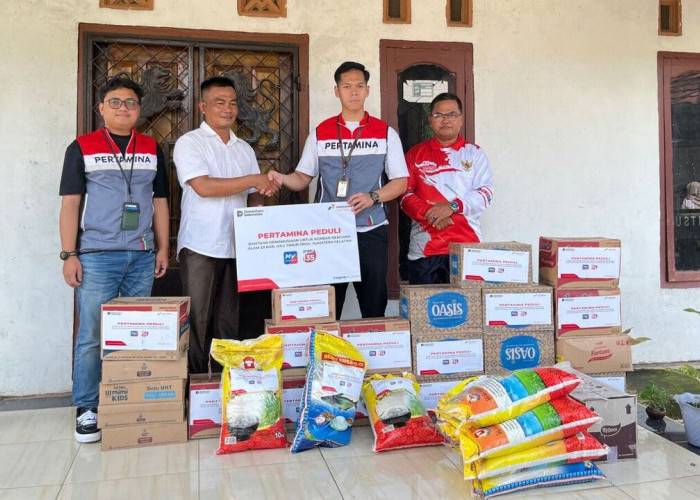 Pertamina Patra Niaga Regional Sumbagsel Lakukan Aksi Tanggap Bencana Bantu Korban Banjir di Belitang