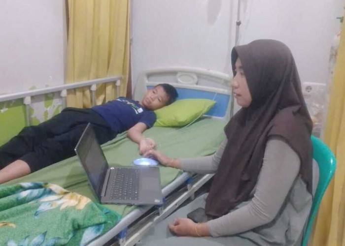 Diduga Keracunan Makan Bergizi Gratis, Belasan Santri Al-Ittifaqiah Dilarikan ke Rumah Sakit