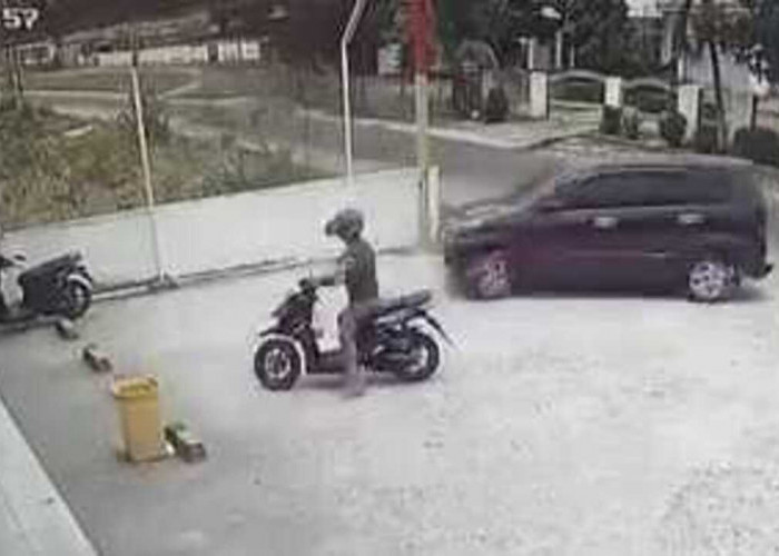 Curanmor di Siang Bolong Depan Alfamart Prabumulih Viral, Satu Pelaku Serahkan Diri