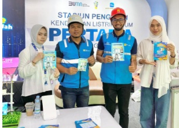 PLN untuk Rakyat : PLN UP3 Bengkulu Hadir Lebih Dekat dengan Masyarakat Lewat Booth Pelayanan Festival Tabut