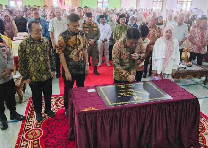 Resmi, Gubernur HD Launching Sekolah Berasrama Berbasis Religi di SMAN 3 Martapura