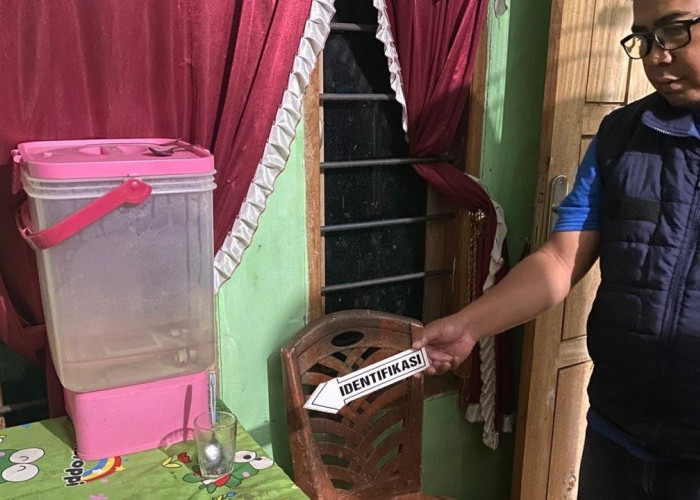 Nekat Bunuh Diri Dengan Meneguk Insektisida