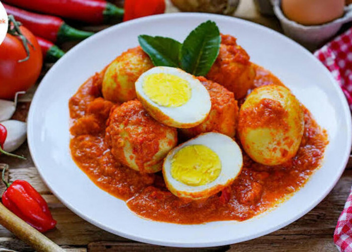 Telur Balado, Hidangan Sederhana dengan Cita Rasa Pedas yang Menggugah Selera