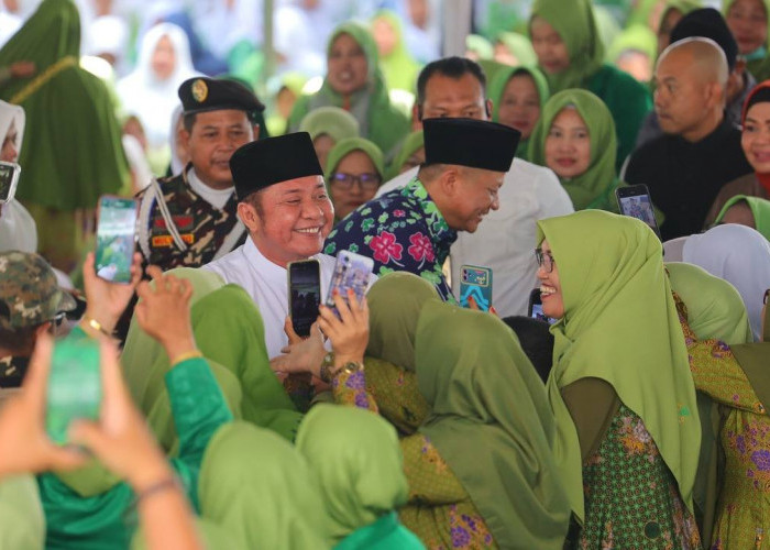 Peringatan Harlah Muslimat dan Fatayat NU, Gubernur Deru Titip Pesan Syukur dan Sabar