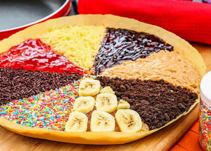 Martabak 8 Toping Jadi Inovasi Kuliner Baru, Tawarkan Sensasi Rasa dalam Satu Sajian