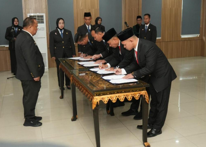Perkuat Profesionalisme Aparatur, Kemenkum Sumsel Lantik PPNS dan Pejabat Non Manajerial