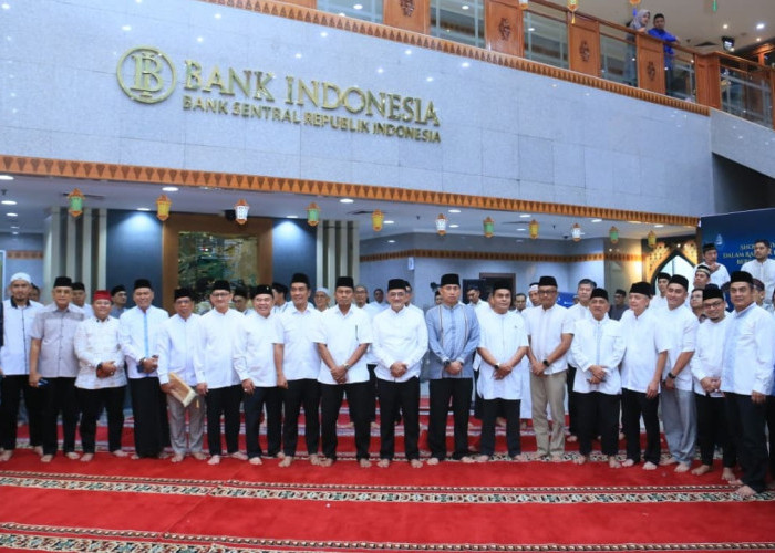 Edward Candra Hadiri Safari Ramadan BI Sumsel, Bahas Kenaikan Inflasi dan Ketahanan Pangan.