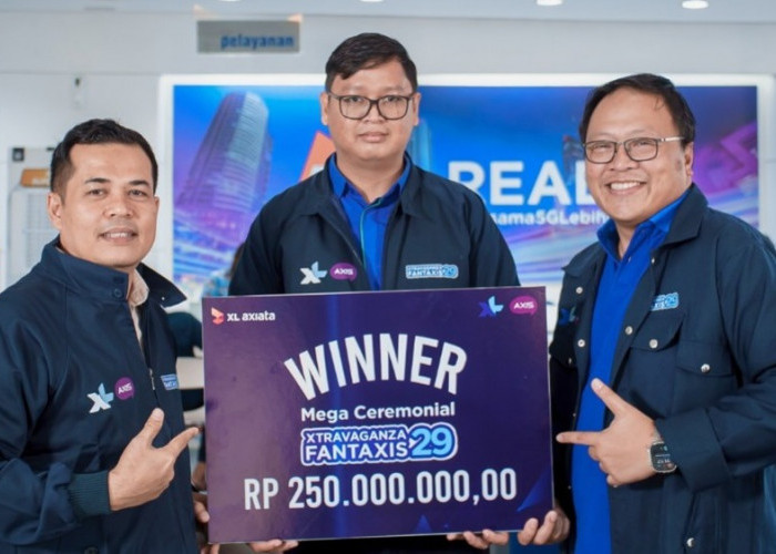 Ricky Nadiansyah Raih Hadiah Rp 250 Juta dari Kuis Xtravaganza/FantAXIS XL Axiata di Palembang