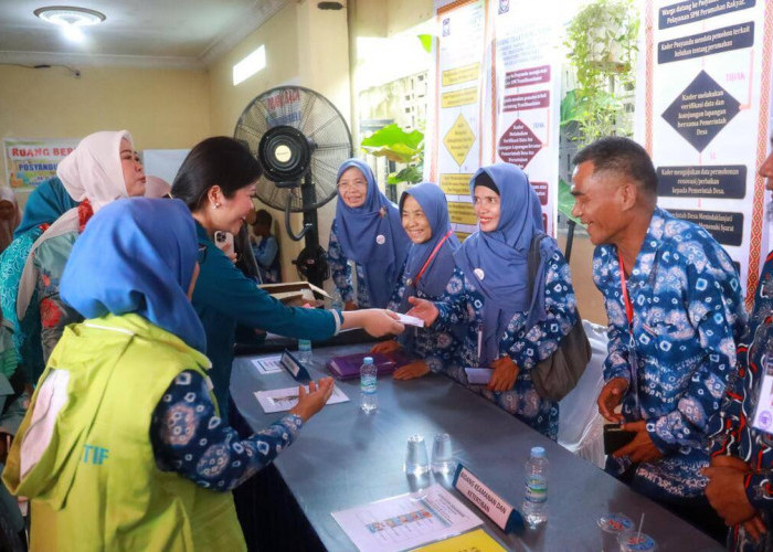 Ketua TP PKK Sumsel Feby Deru Tekankan Peran Strategis Posyandu dalam Mendukung Pembangunan Daerah