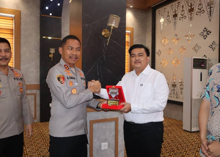 Evaluasi rutin Sebagai Bentuk Kontrol dan Peningkatan Kualitas Kinerja Kepolisian. 