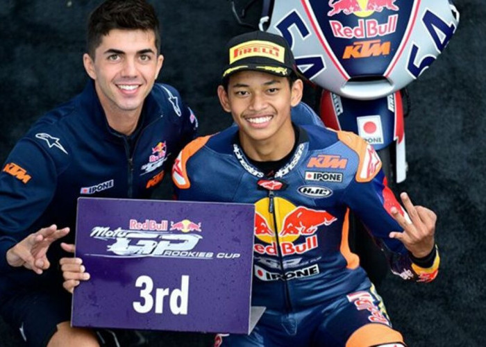 Veda Ega Pratama Pole Position di Austria, Kans Debut MotoGP 2026 Semakin Terbuka Lebar