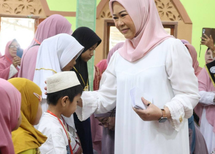 Pengajian EECM & Feby Deru Santuni Anak Yatim, Ini Pesan Penting di Akhir Ramadhan