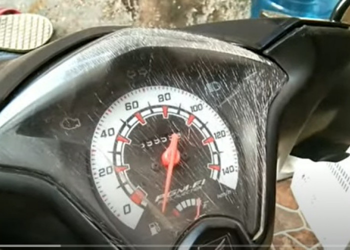 Bagaimana Mengatasi Kaca Speedometer Sepeda Motor Retak? Ini Caranya Mudah dan Murah, Hasilnya Mulus 