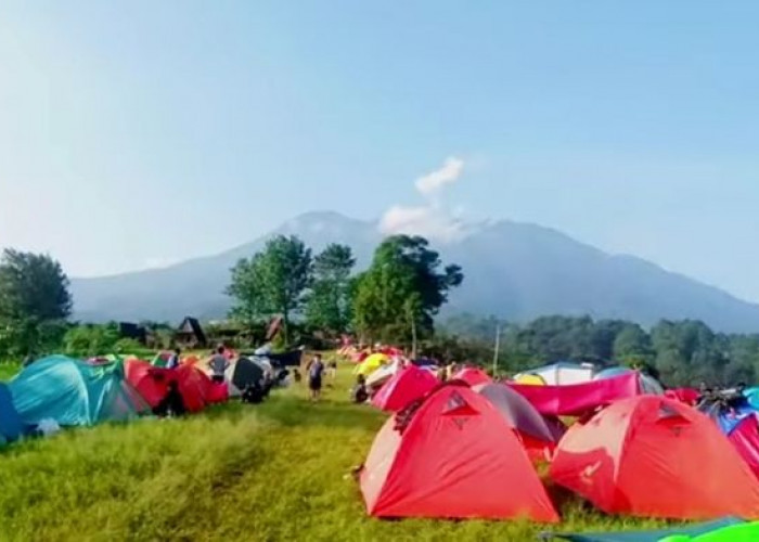 Camping Ground Gayatri Citeko Bogor: Menyatu dengan Alam di Bawah Naungan Pegunungan