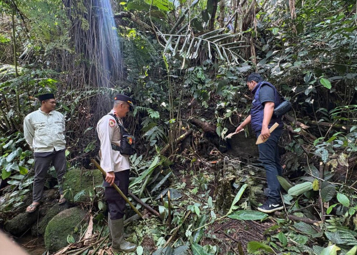 Mayat Perempuan Ditemukan Tergeletak di Tepi Sungai Kecamatan Pulau Beringin OKU Selatan  