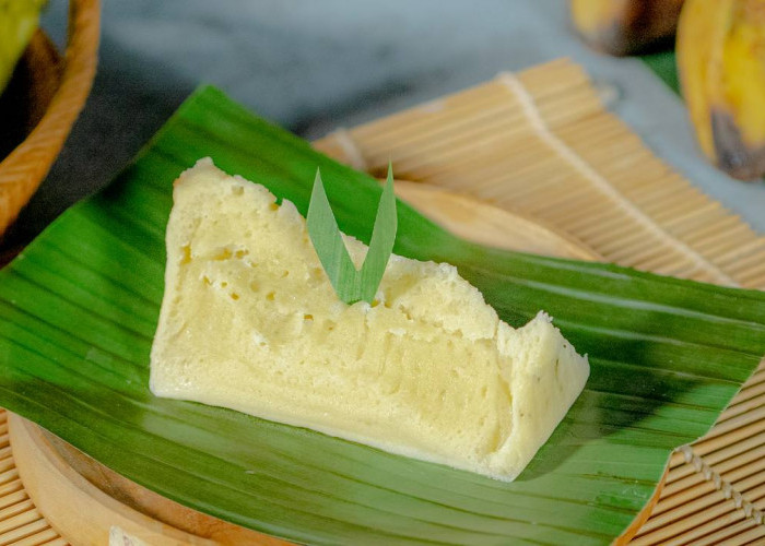 Barongko : Kue Tradisional Bugis yang Tetap Bertahan di Tengah Arus Modernisasi