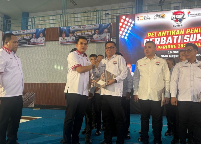 Feri Alwi Pimpin PERBATI Prabumulih, Siap Cetak Petinju Berprestasi