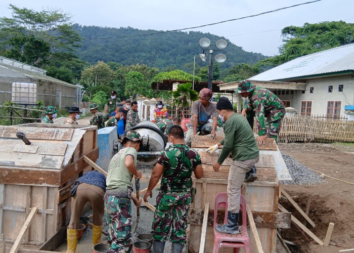 Kodim OKU Bangun Jembatan Gantung Garuda di Desa Pusar