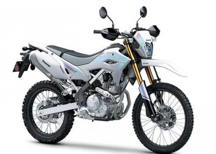 Kawasaki KLX230: Motor Trail Bertenaga dengan Fitur Modern