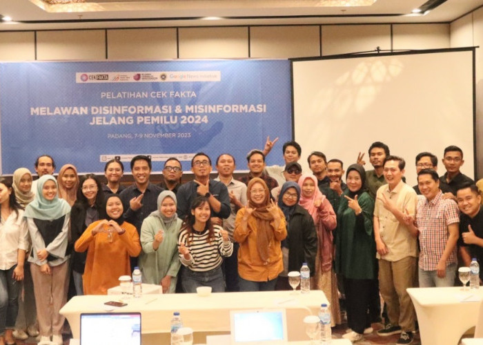 Jelang Pemilu 2024 AMSI Gelar Pelatihan Cek Fakta di Sumatera Barat